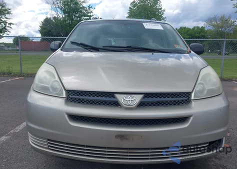 2005 Toyota Sienna Ce/Le z USA, uszkodzony, nr VIN 5TDZA23C65S239594